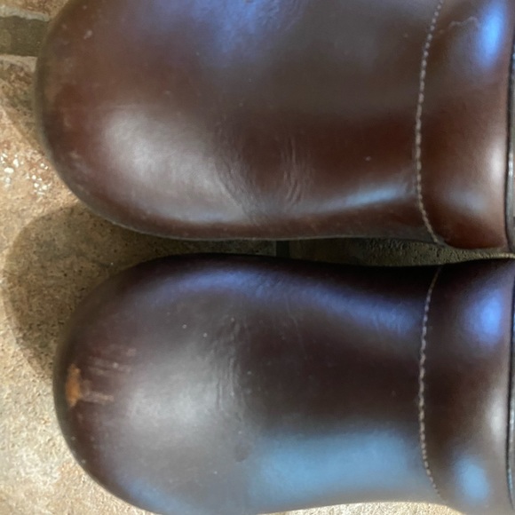 Dansko warn once! In great new used condition - Picture 2 of 4